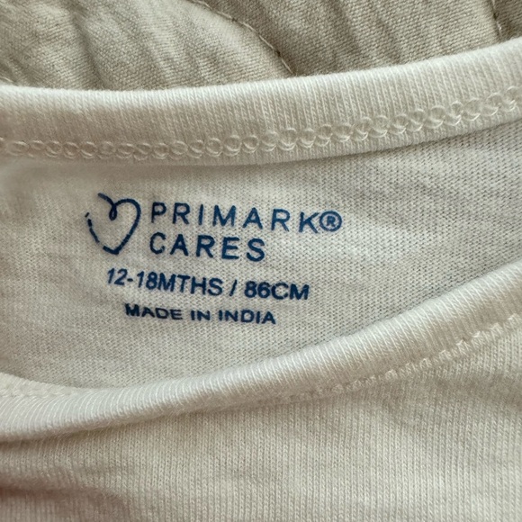 Toddler girl long sleeve tshirt 12-18m - Picture 2 of 4